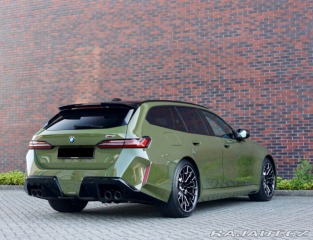 BMW M5 Touring | Urban Green - 2025