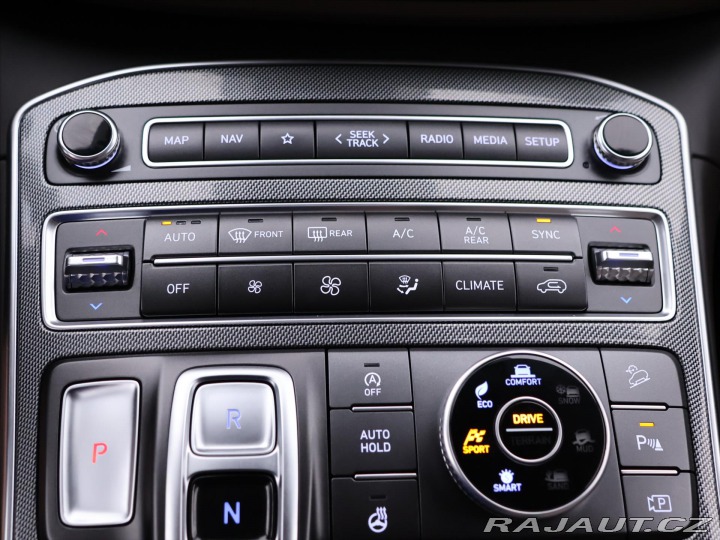 Hyundai Santa Fe 2,2 CRDi Style DCT 7 Míst 2022