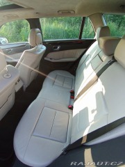 Mercedes-Benz E 3,0 4MATIC kombi, světl 2010