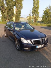 Mercedes-Benz E 3,0 4MATIC kombi, světl 2010