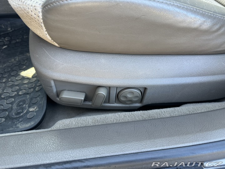 Audi A6 QUATTRO 2,5TDI BAU 132 KW 2003
