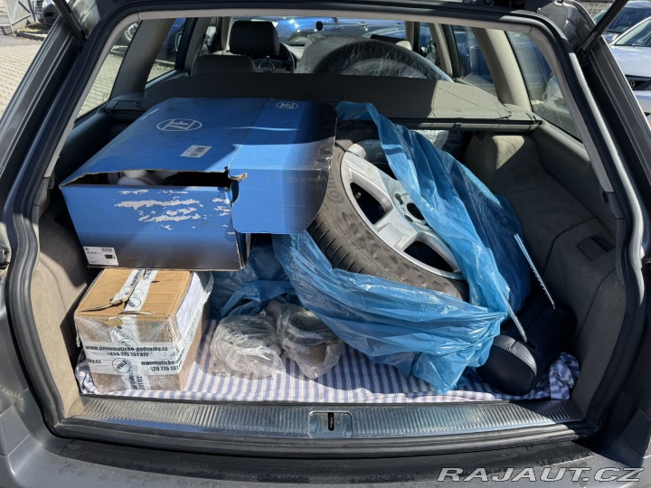 Audi A6 QUATTRO 2,5TDI BAU 132 KW 2003