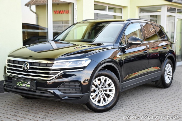 Volkswagen Touareg 3.0TDi 4M VZDUCH TAŽNÉ ČR 2022