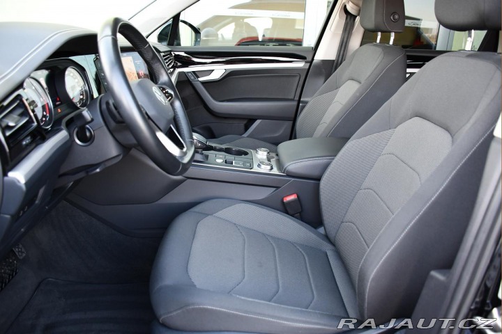 Volkswagen Touareg 3.0TDi 4M VZDUCH TAŽNÉ ČR 2022