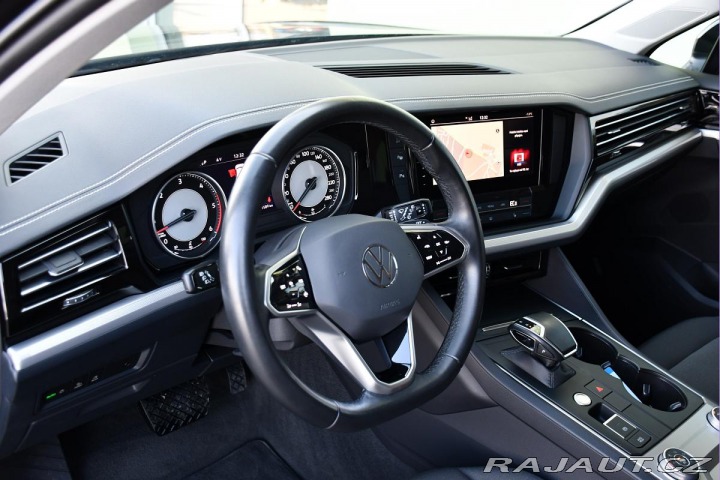 Volkswagen Touareg 3.0TDi 4M VZDUCH TAŽNÉ ČR 2022