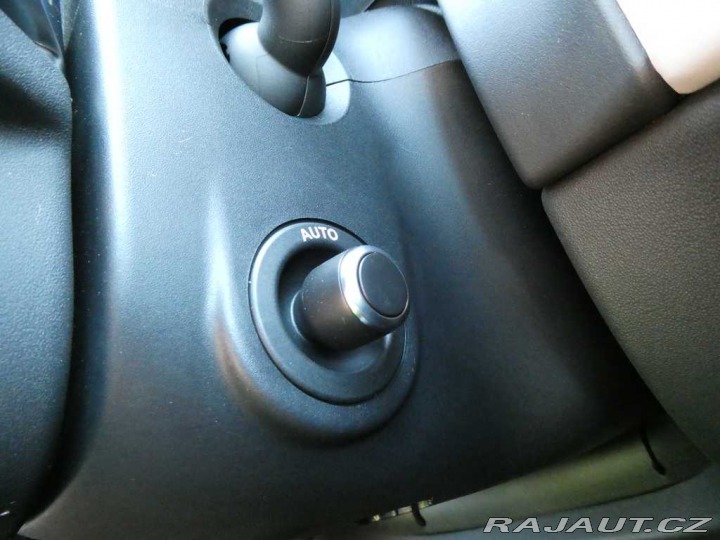 Land Rover Range Rover Velar 3,0 Dynamic SE D300 4x4 a 2026