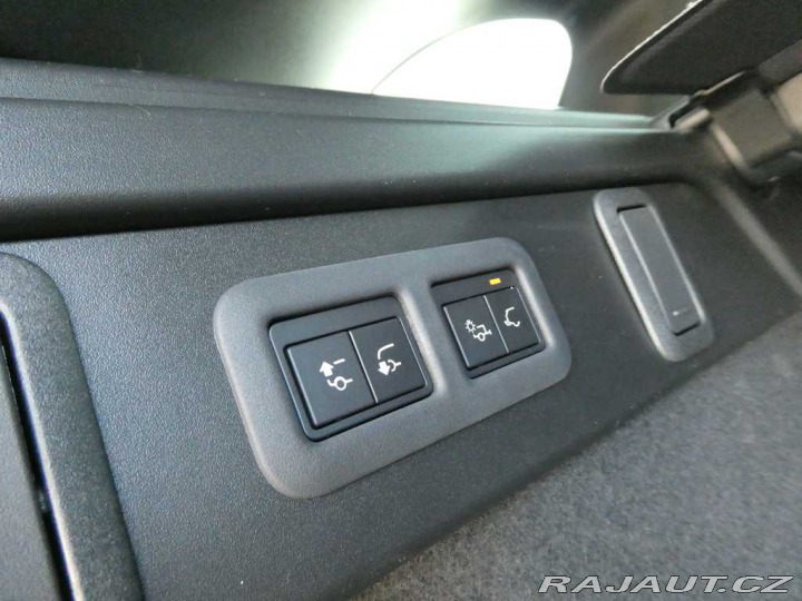 Land Rover Range Rover Velar 3,0 Dynamic SE D300 4x4 a 2026