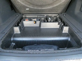 Land Rover Range Rover Velar 3,0 Dynamic SE D300 4x4 a 2025