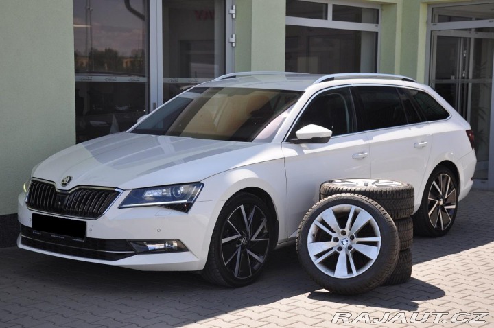 Škoda Superb 2.0TDi STYLE DSG REZERVAC 2017