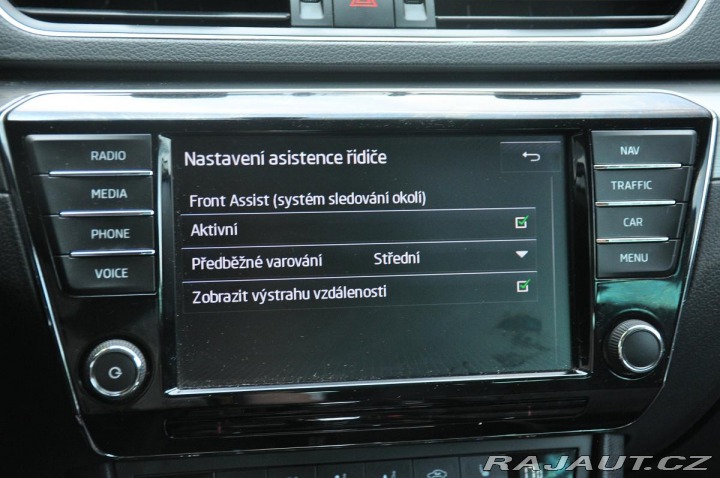 Škoda Superb 2.0TDi STYLE DSG NAVI TAŽ 2017