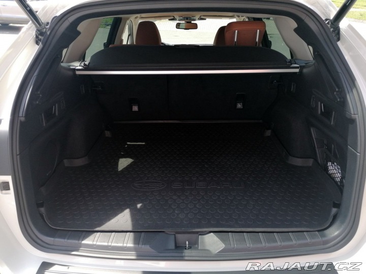 Subaru Outback Touring MY2022 2022