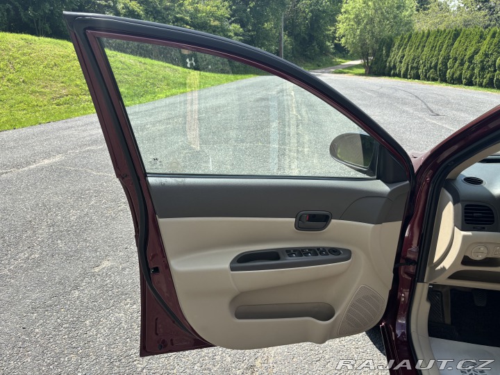 Hyundai Accent 1.4i, ČR, NOVÁ STK, Servi 2009