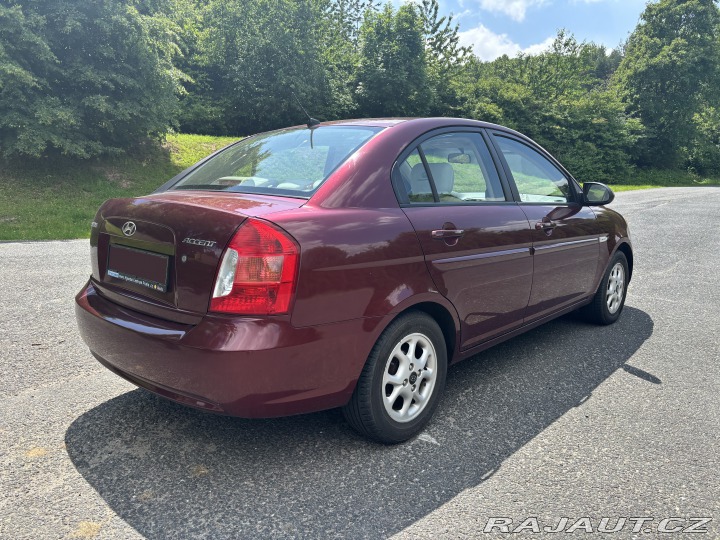 Hyundai Accent 1.4i, ČR, NOVÁ STK, Servi 2009