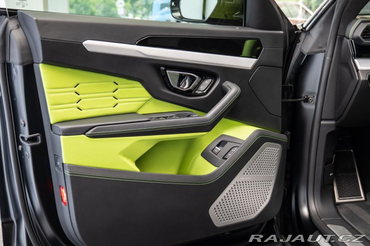 Lamborghini Urus by NOVITEC 782PS 2022