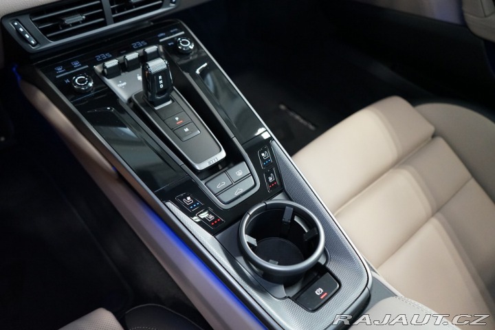 Porsche 911 992.2*CARRERA*PANO*MATRIX 2025
