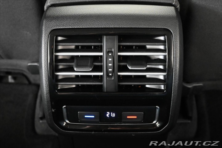 Volkswagen Passat 2,0 TDi 140kW BlueMotion 2015