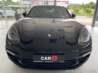 Porsche Panamera  2017