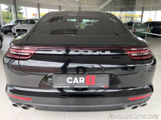 Porsche Panamera  2017