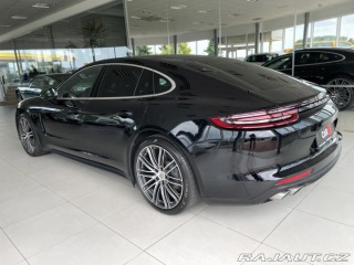 Porsche Panamera  2017