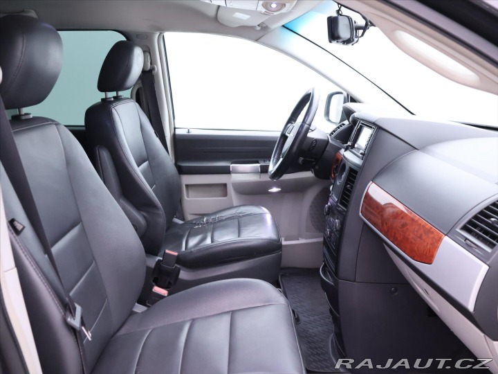 Chrysler Grand Voyager 2,8 CRD 120kW 7-Míst Kůže 2008