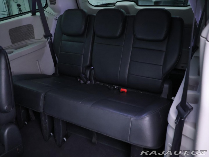 Chrysler Grand Voyager 2,8 CRD 120kW 7-Míst Kůže 2008