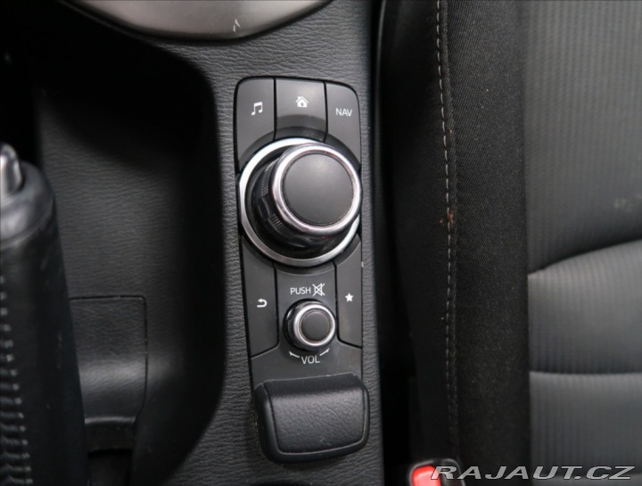Mazda CX-3 2,0 i 2015
