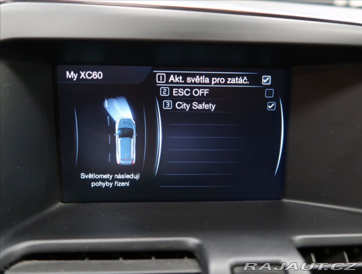 Volvo XC60 2,0 D4 MOMENTUM 2016