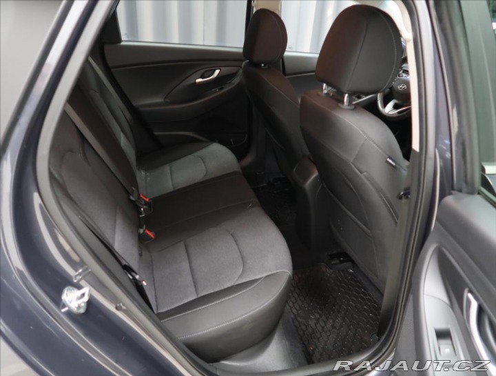Hyundai i30 1,0 T-GDI ČR 1 majitel 2022