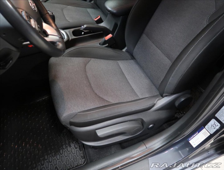 Hyundai i30 1,0 T-GDI ČR 1 majitel 2022