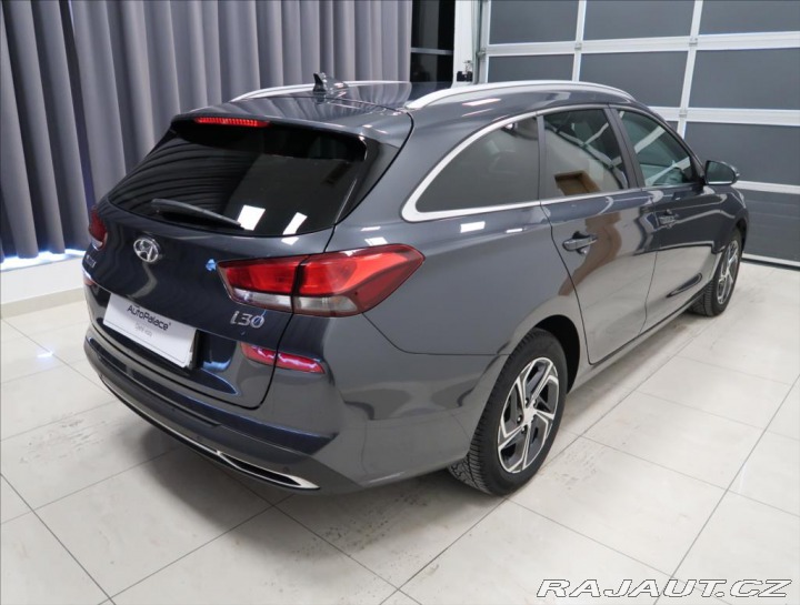 Hyundai i30 1,0 T-GDI ČR 1 majitel 2022