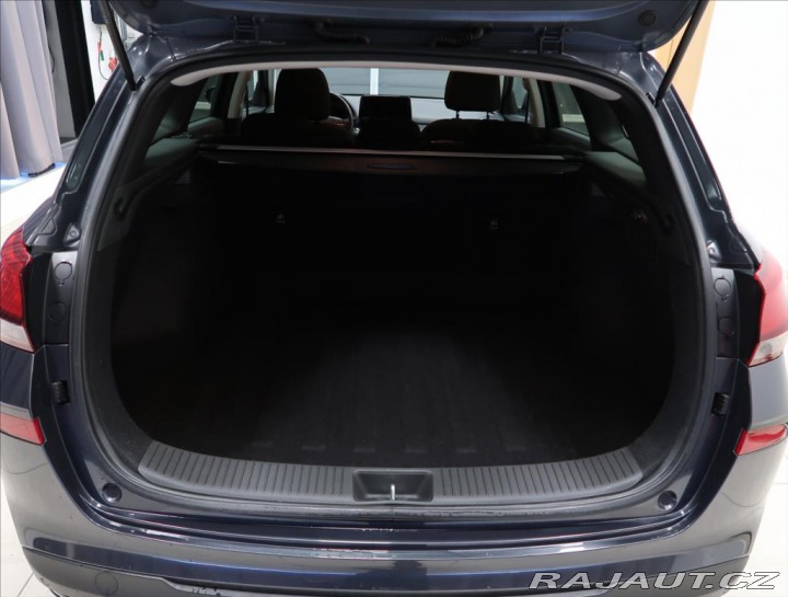 Hyundai i30 1,0 T-GDI ČR 1 majitel 2022