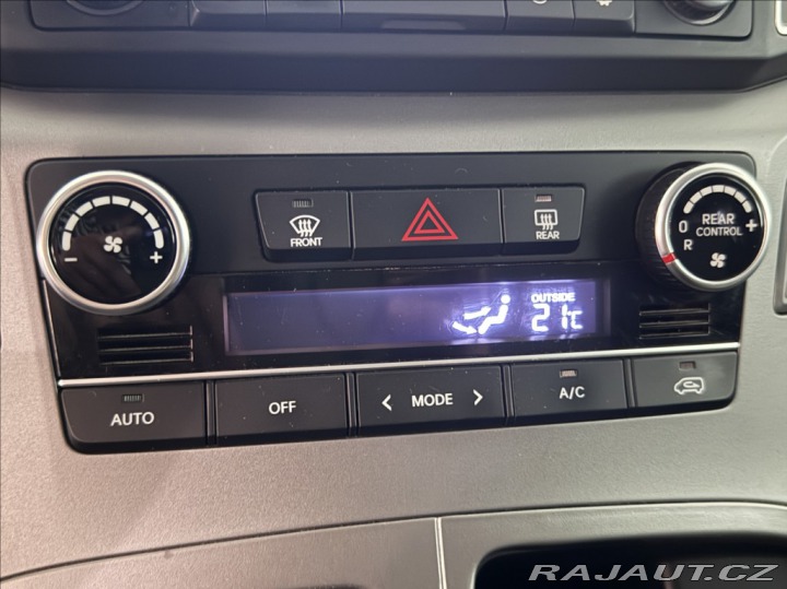 Hyundai H 1 2,5 tažné, folie, tempoma 2018