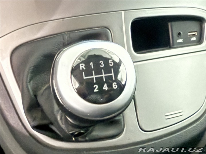 Hyundai H 1 2,5 tažné, folie, tempoma 2018