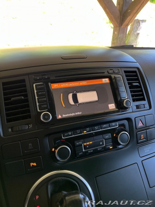 Volkswagen Multivan T5 103 kW, diesel, automa 2018