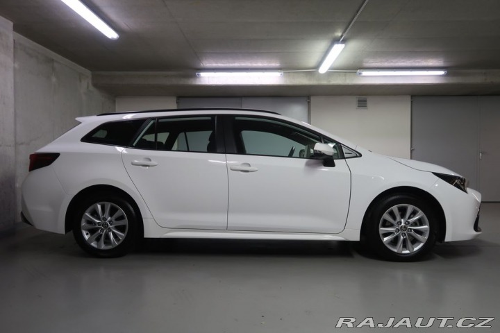 Toyota Corolla 1.8Hybrid,CZ,1Maj,Comfort 2024