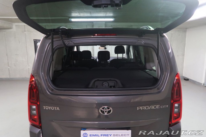 Toyota ProAce City Verso 1.2T,CZ,1Maj,Shuttle,5Mís 2022