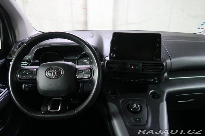 Toyota ProAce City Verso 1.2T,CZ,1Maj,Shuttle,5Mís 2022