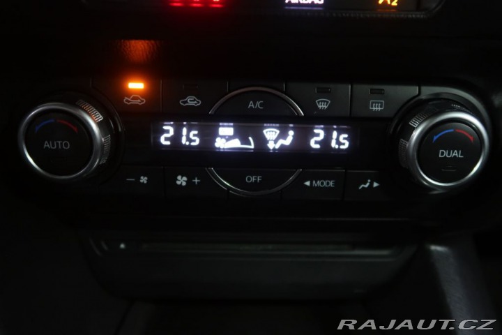 Mazda 3 1.5Skyactive-G,CZ,Manuál 2014