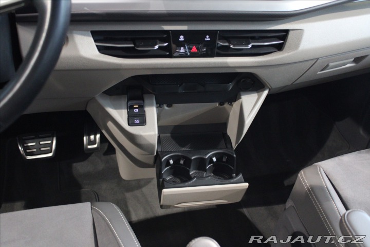 Volkswagen Multivan Style Long DSG ACC / IQ.l 2024