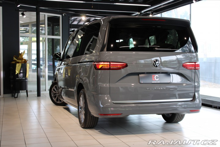 Volkswagen Multivan Style Long DSG ACC / IQ.l 2024