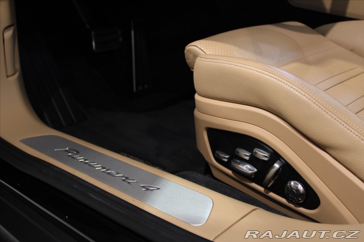 Porsche Panamera 4 Sport Turismo E-Hybrid 2018