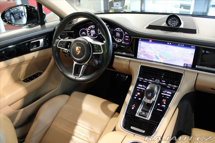 Porsche Panamera 4 Sport Turismo E-Hybrid 2018