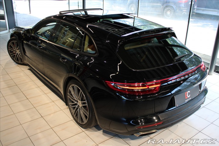 Porsche Panamera 4 Sport Turismo E-Hybrid 2018