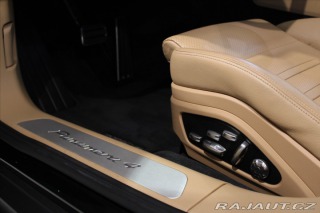 Porsche Panamera 4 Sport Turismo E-Hybrid 2018