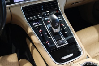 Porsche Panamera 4 Sport Turismo E-Hybrid 2018