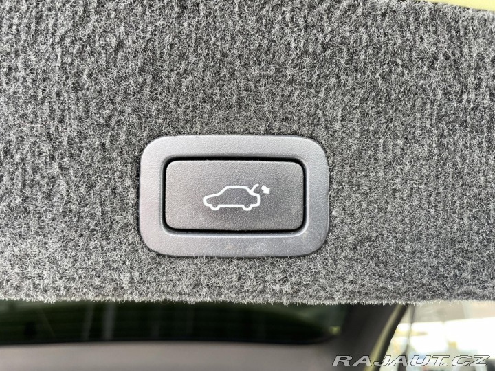 Volvo XC60 D5 AWD*151kW*Kůže*El.Kufr 2009
