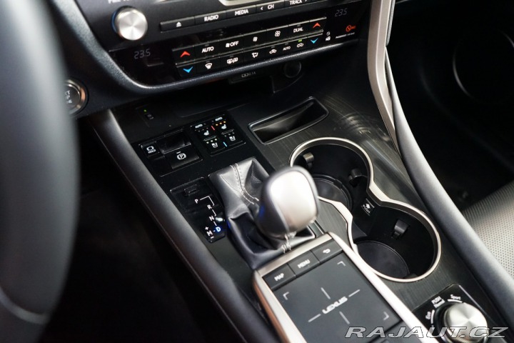 Lexus Ostatní modely RX 300 4X4*CVT*LIMITED*DRCC 2022