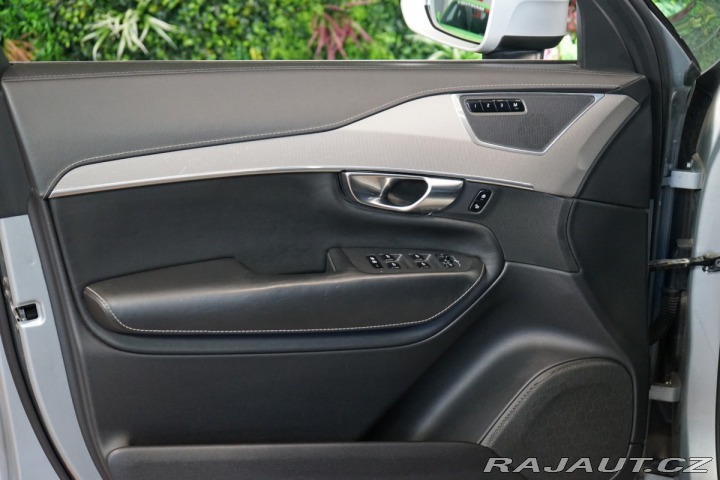 Volvo XC90 T8*RECHARGE*R-DESIGN*PANO 2019