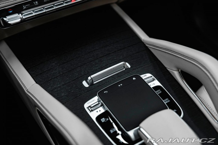 Mercedes-Benz GLE 4Matic+, Burmester, Panor 1800