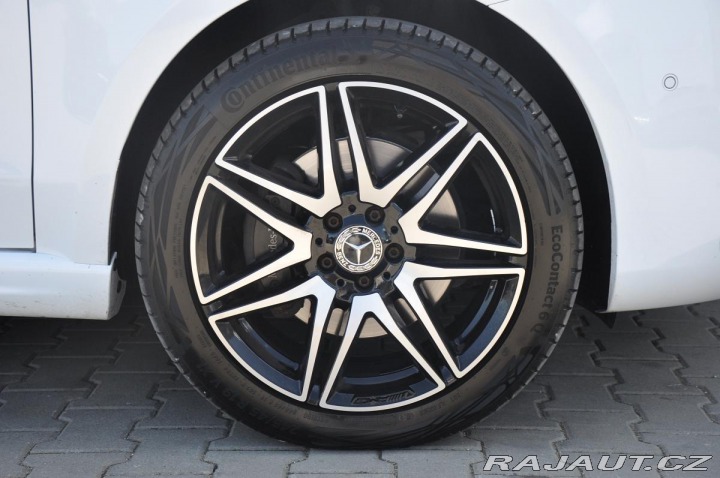 Mercedes-Benz V 300D L AMG 4MTAŽNÉ K360 W 2019
